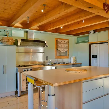 Independant Spacieux, 18 Pers, 7 Chambres, Wifi, Proche Commerces! - Fr-1-391-29 * Le Grand-Bornand